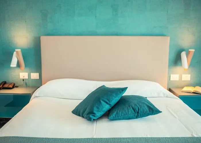 Nautilus Hotel